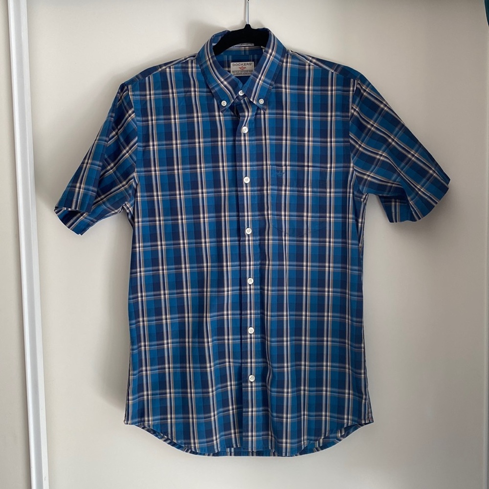 Dockers Men’s Button Up TShirt Size S